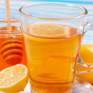 Користь медової води